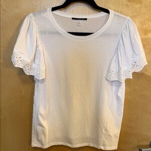 Tahari White Eyelet Flutter Sleeve Top Size Small